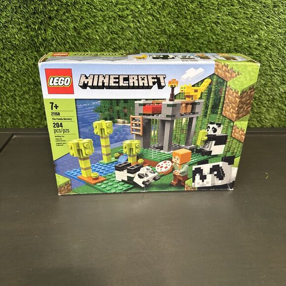LEGO Minecraft 21158 The Panda Nursery New Sealed Box - Picture 1 of 6